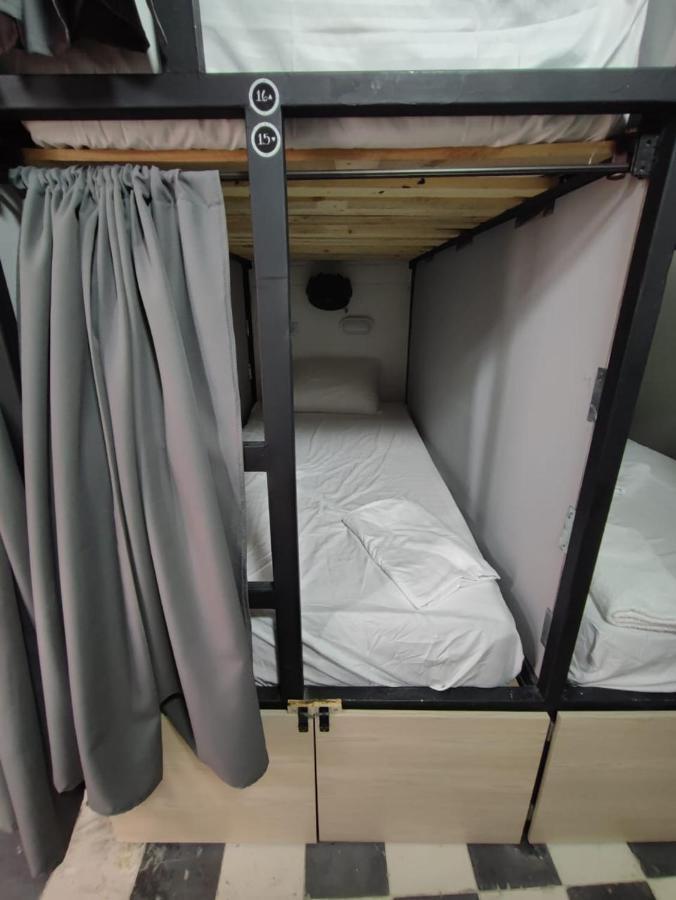 Baku Laureles Hostel เมเดยิน ภายนอก รูปภาพ